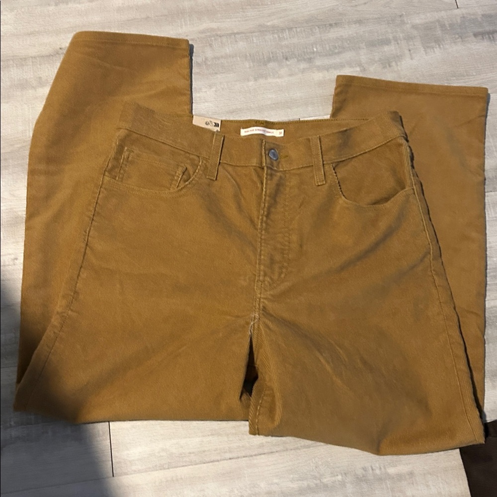 Levi's Women’s Kahki Corduroy Ribcage straight ankle pants Sz 31X27